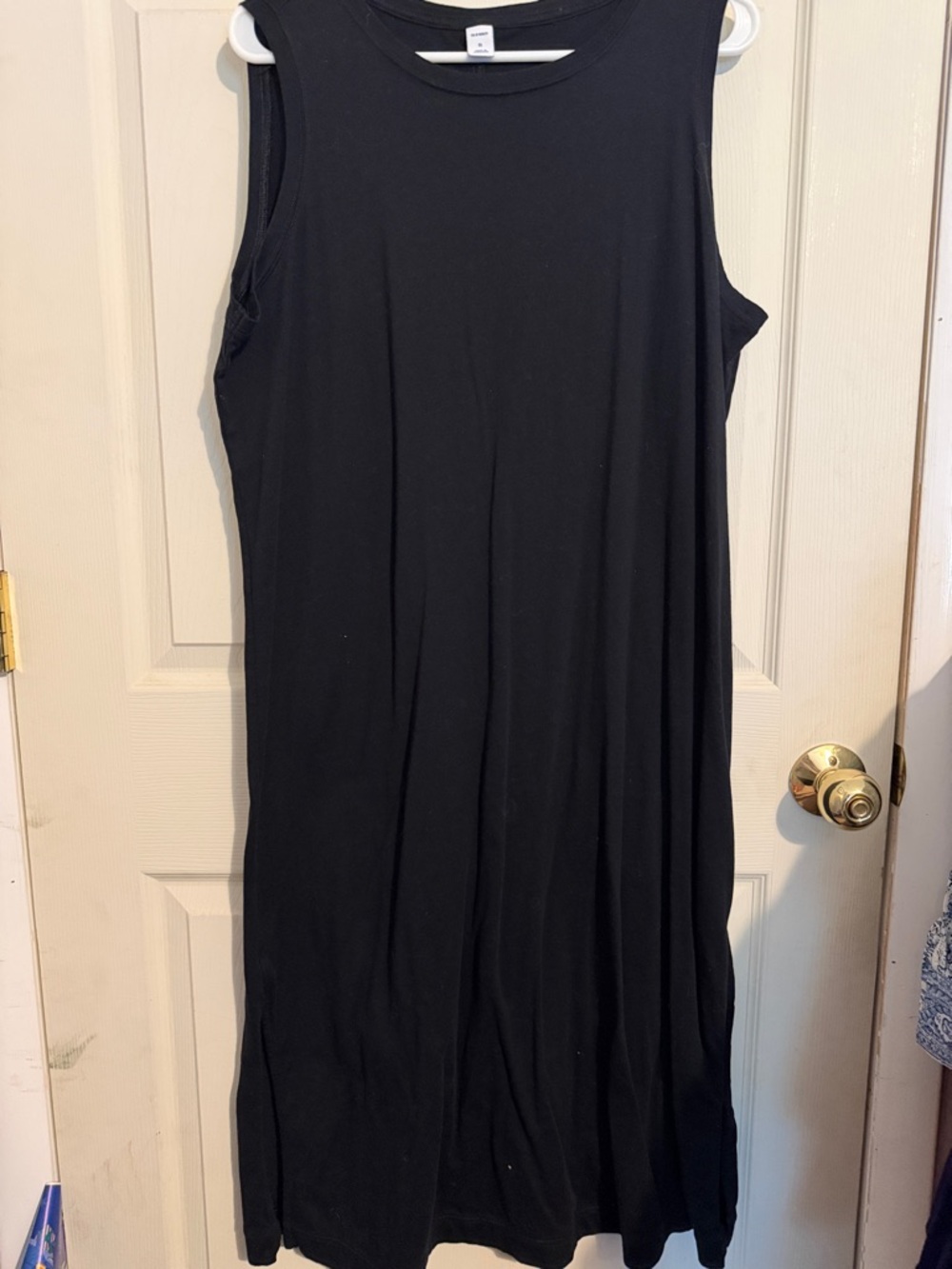 Old Navy Black Sleeveless Midi Dress